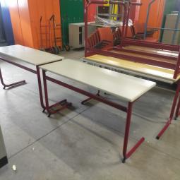  - eromes schooltafels grijs houten blad met rood stalen frame (17)