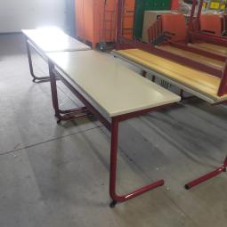  - eromes schooltafels grijs houten blad met rood stalen frame (19)