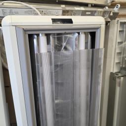  - 2X OPBOUW HANGLAMP TL 2X58 WATT MET BOVEN EN ONDERVERLICHTING AFM 160X35X10 CM  (1)