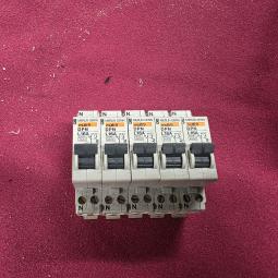  - 5x automaten L16A merlin gerin  (2)