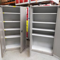  - set 2x stalen werkplaats garage berging (26)