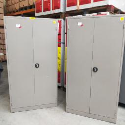  - set 2x stalen werkplaats garage berging (31)