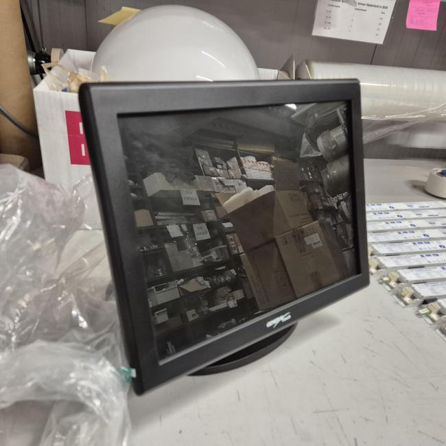  - touchscreen monitor nieuw  (2)