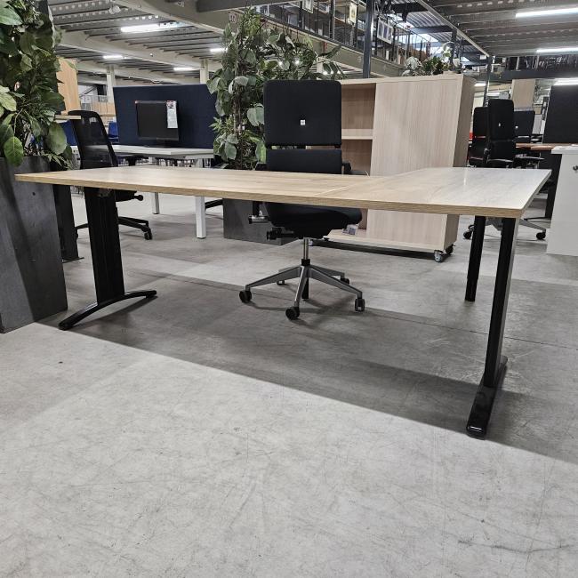 - 2025-10-22 10.23.56