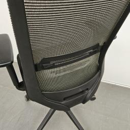  - 2025-10-16 12.04.41