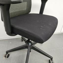  - 2025-10-16 12.04.50