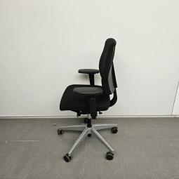  - 2025-10-16 12.05.28