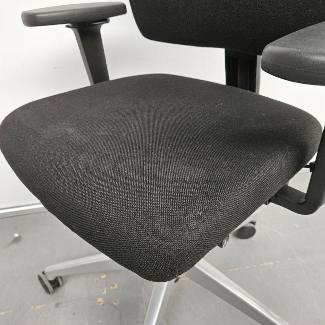  - 2025-10-16 12.05.38