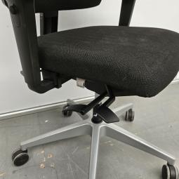  - 2025-10-16 12.05.43