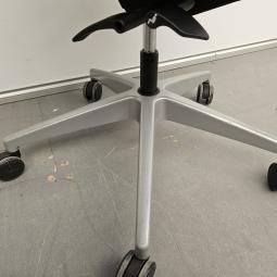  - 2025-10-16 12.05.45