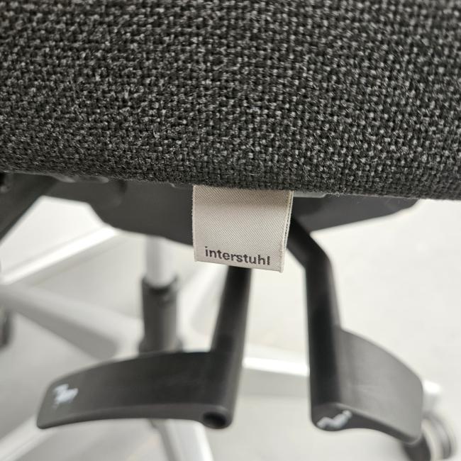  - 2025-10-16 12.05.47