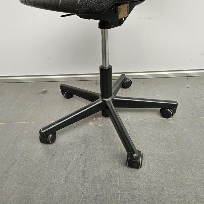  - 2025-10-16 12.06.48