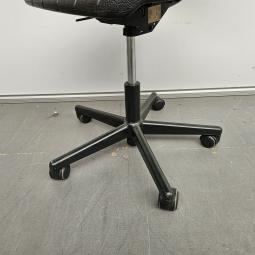  - 2025-10-16 12.06.48