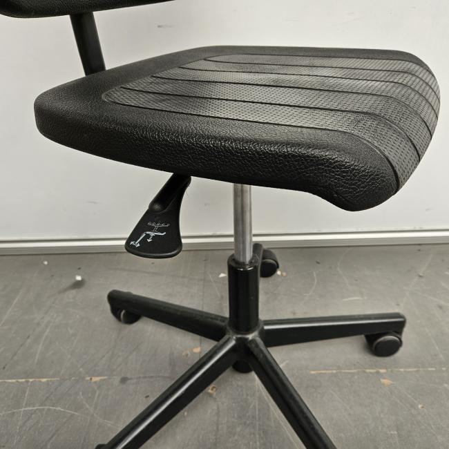  - 2025-10-16 12.06.51