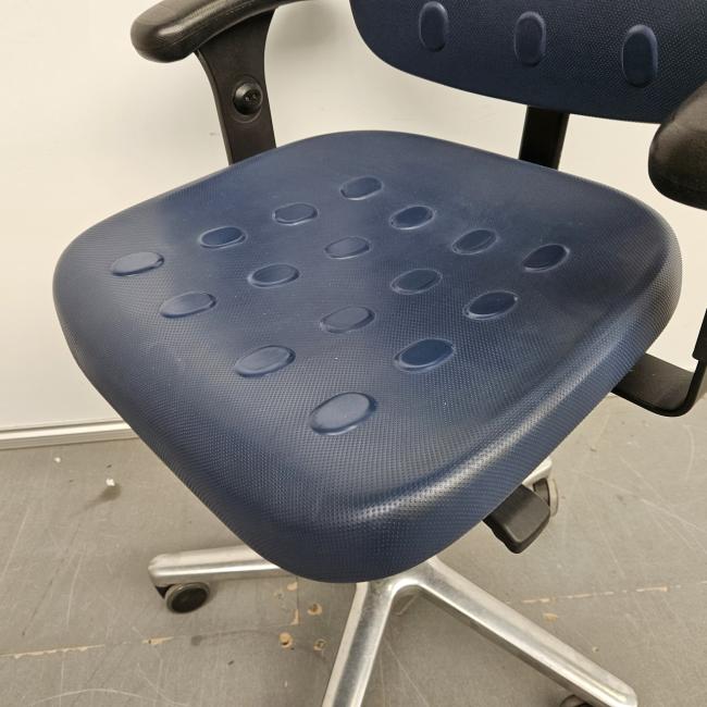  - 2025-10-16 12.07.33