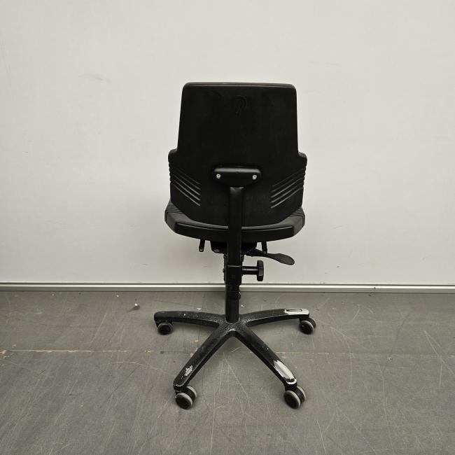  - 2025-10-16 12.10.21