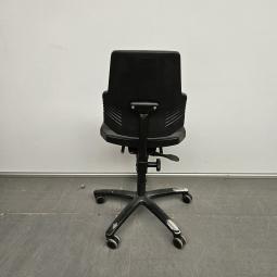  - 2025-10-16 12.10.21