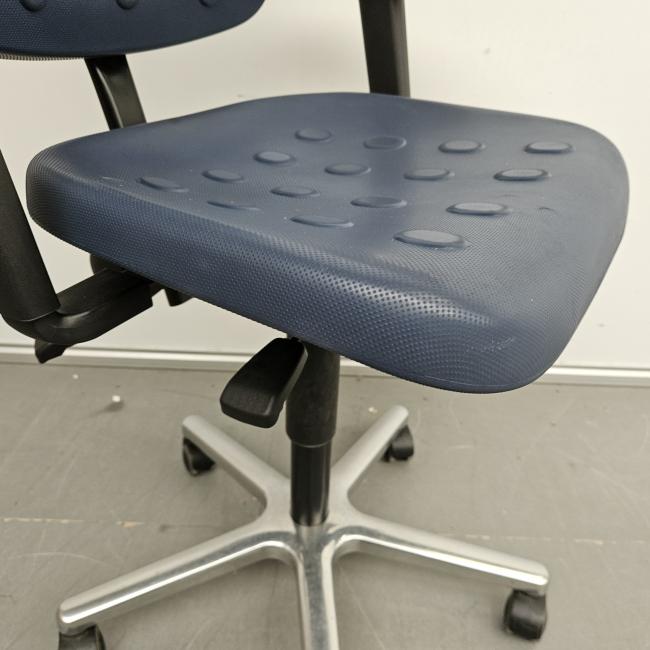  - 2025-10-16 12.12.04