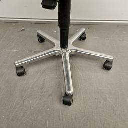  - 2025-10-16 12.12.04-1