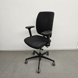  - 2025-10-16 12.15.49