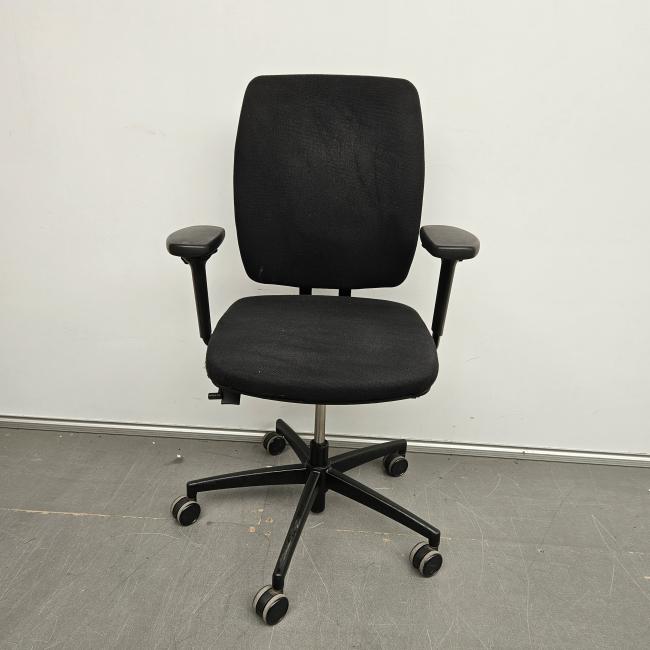  - 2025-10-16 12.15.58