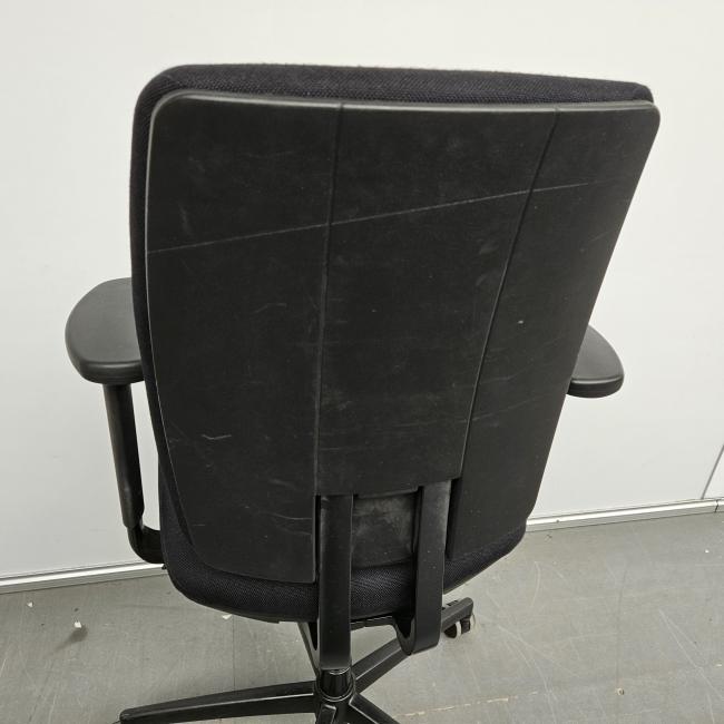  - 2025-10-16 12.16.09