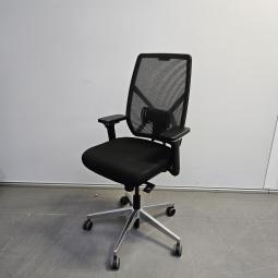  - 2025-11-04 08.48.54