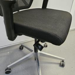  - 2025-11-04 08.49.27