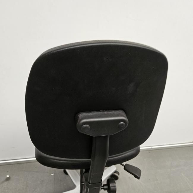  - 2025-10-16 12.18.26