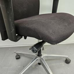  - 2025-10-16 12.47.53