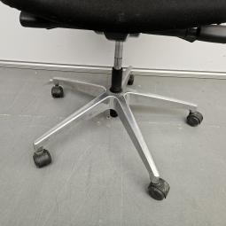  - 2025-10-16 12.47.57