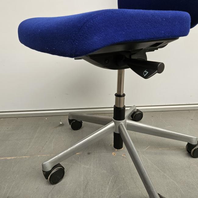  - 2025-10-16 12.51.02