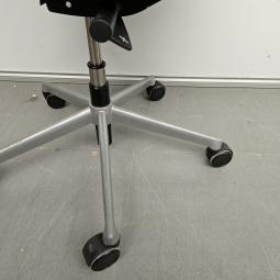  - 2025-10-16 12.51.06