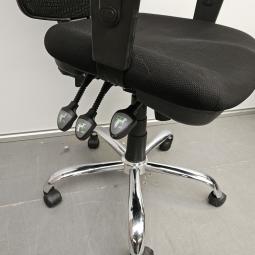  - 2025-11-03 11.10.22