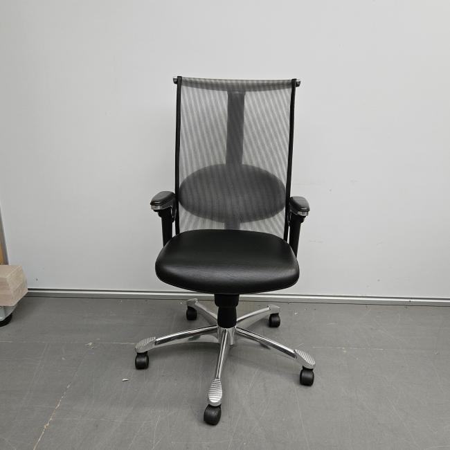  - 2025-11-03 11.13.22