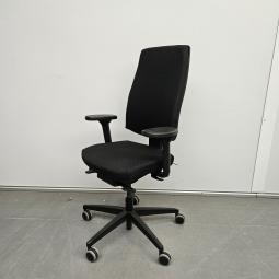  - 2025-11-03 11.20.09