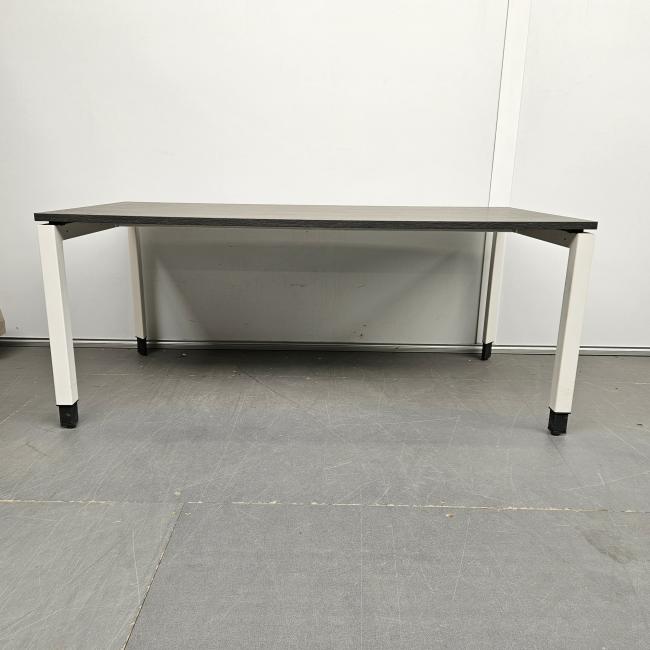  - 2025-11-04 12.04.49