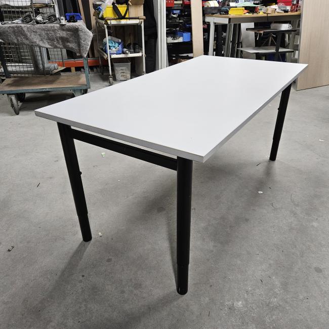  - 2025-11-04 12.44.52