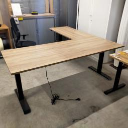  - nieuwe DELUXE hoekbureaus zit-sta elektrisch 2-motorig (19)