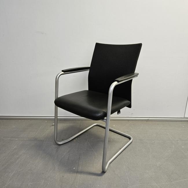  - 2025-11-04 08.51.57