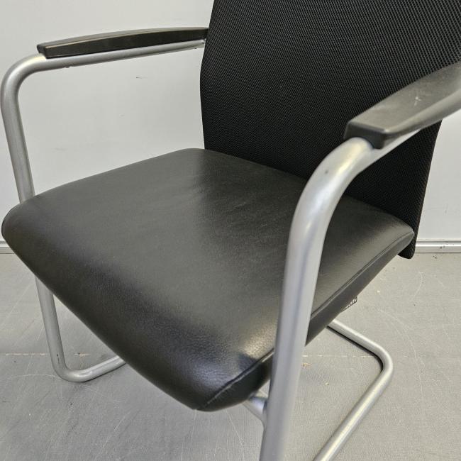  - 2025-11-04 08.52.15