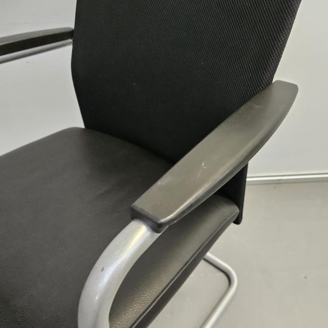  - 2025-11-04 08.52.16