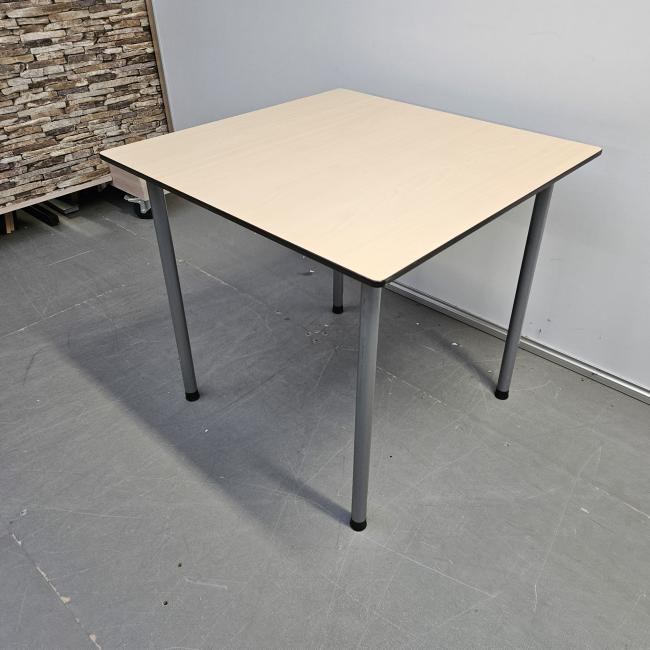  - 2025-11-04 08.53.49