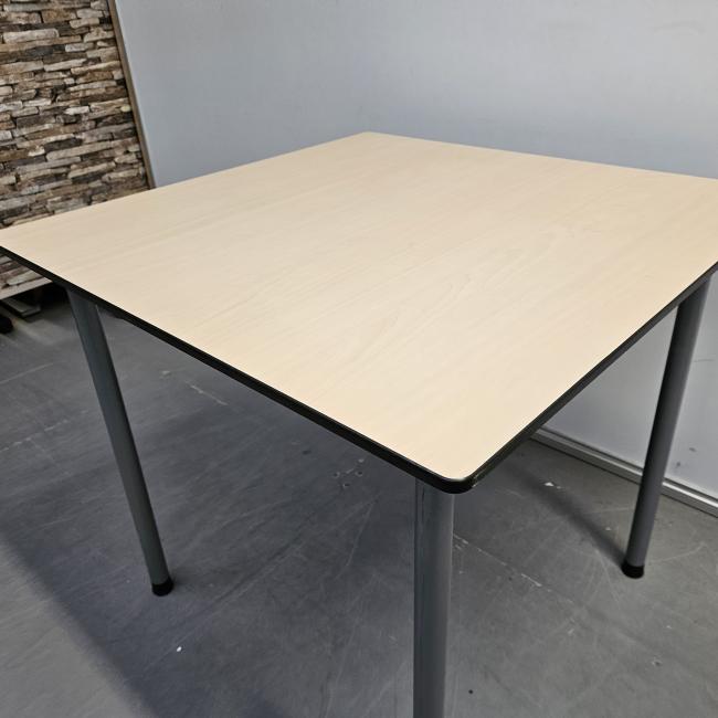  - 2025-11-04 08.53.52