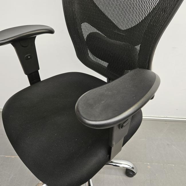  - 2025-11-03 11.15.22