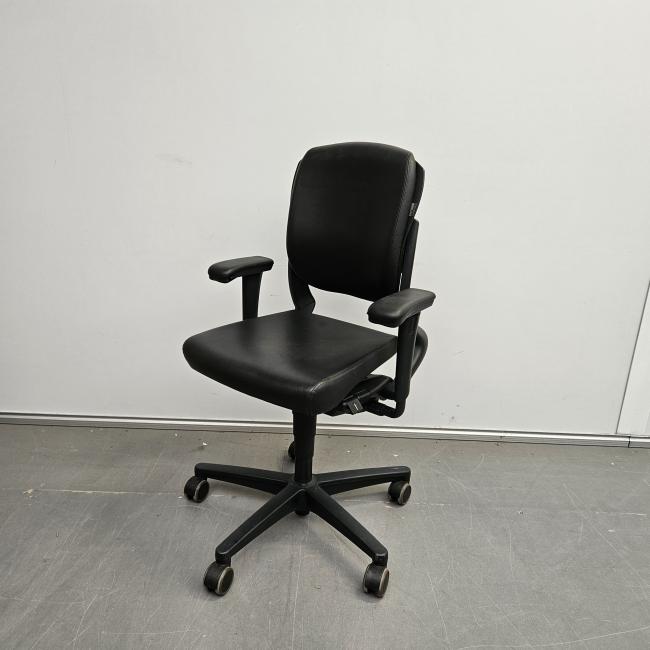  - 2025-11-04 09.40.19