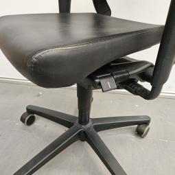  - 2025-11-04 09.40.43