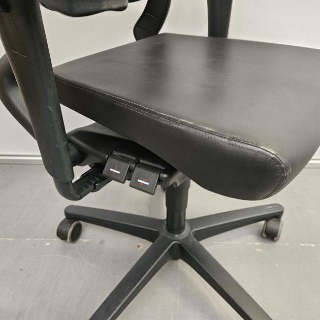  - 2025-11-04 09.40.46