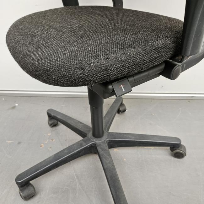  - 2025-11-04 13.02.00