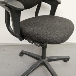  - 2025-11-04 13.02.03